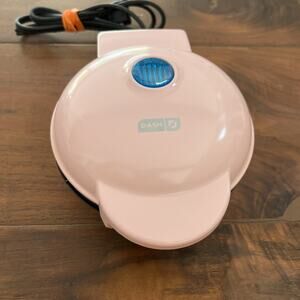 Dash Mini Maker Griddle Model DMS001PK Pink